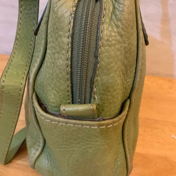 Fossil Avocado Green, Cow Hide Leather Satchel Bag/ Crossbody Purse - Picture 6 of 16